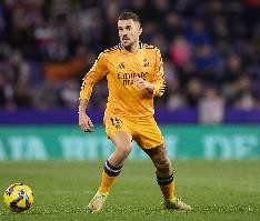 TA：皇马没有积极运作任何引援，塞巴略斯是否会离队存疑